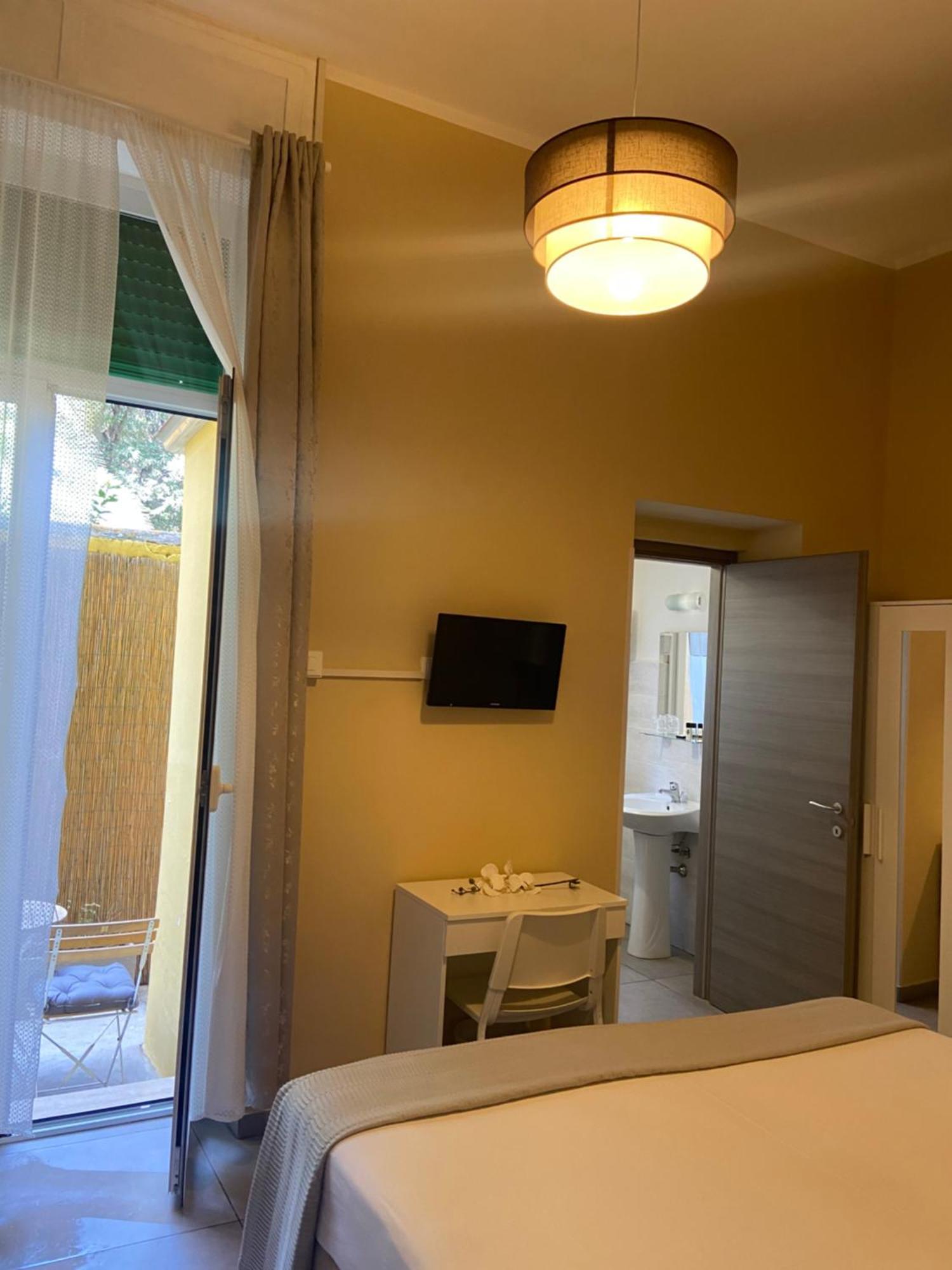 Paradise Inn Livorno Exterior foto